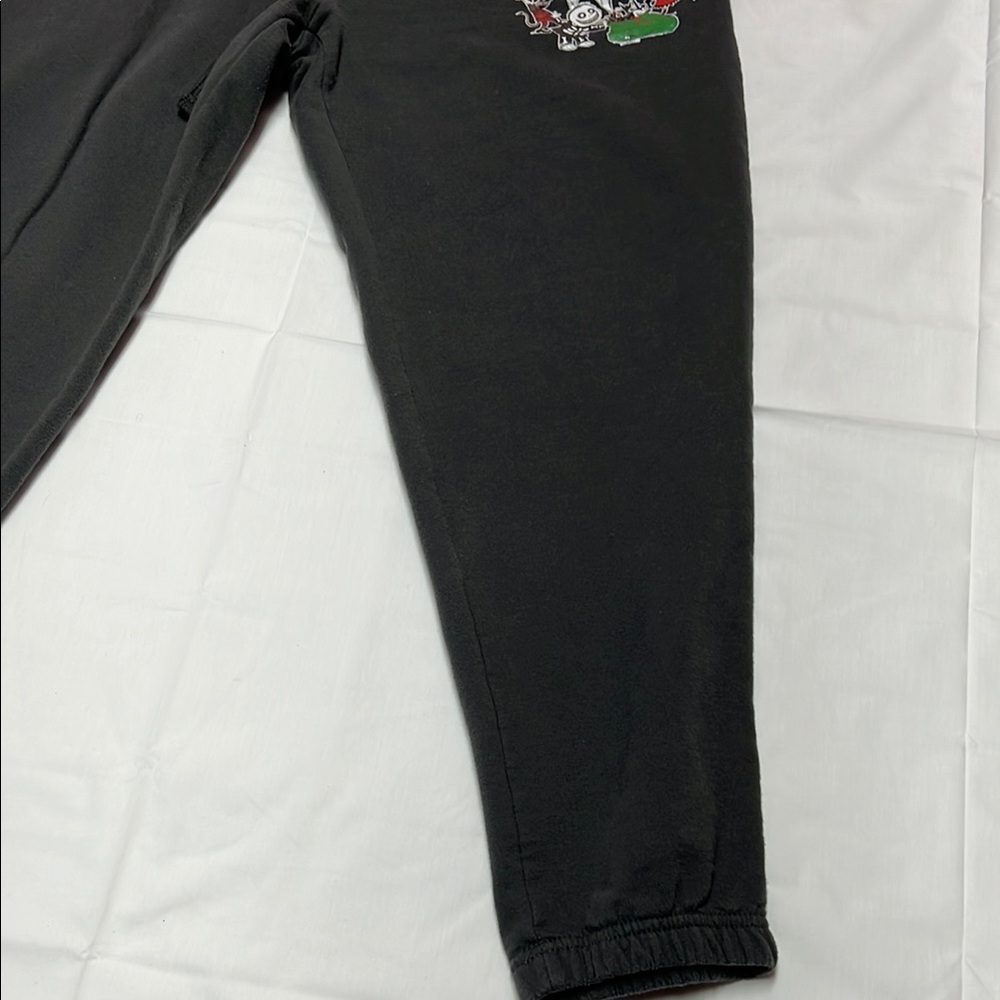 Disney nightmare before Christmas gray sweat pants size large drawstring closure - Picture 3 of 11